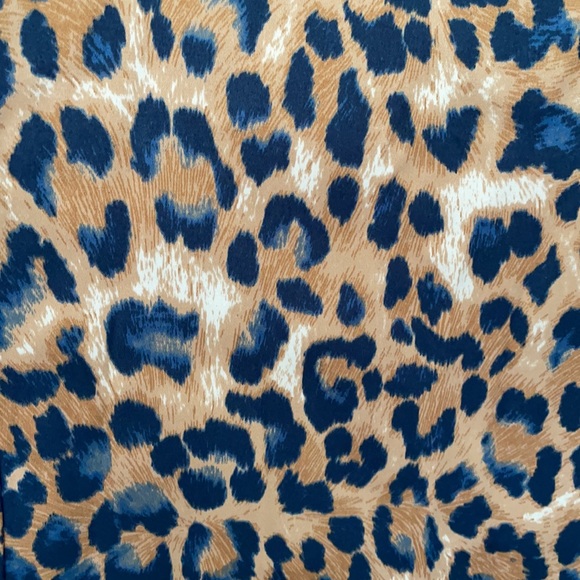 Lulus | Leopard Print Satin Midi Skirt - Picture 2 of 3